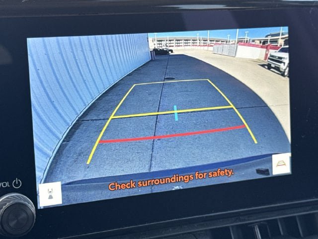 Used 2025 Toyota RAV4 XLE FWD image 18