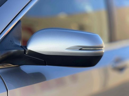 Used 2018 Honda CR-V EX-L image 7
