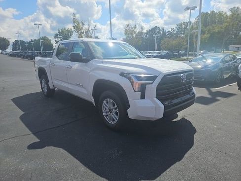 New 2025 Toyota Tundra SR5 image 3