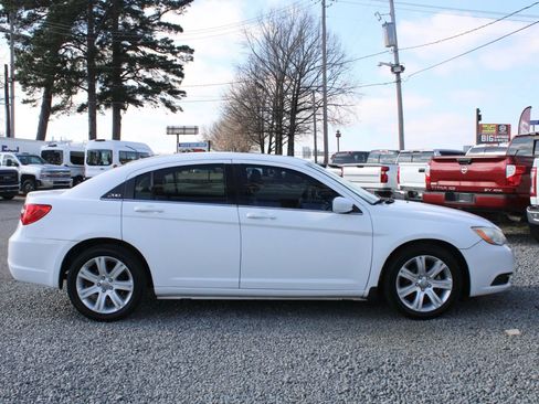 Used 2012 Chrysler 200 Touring w/ Sun/Sound Group image 6