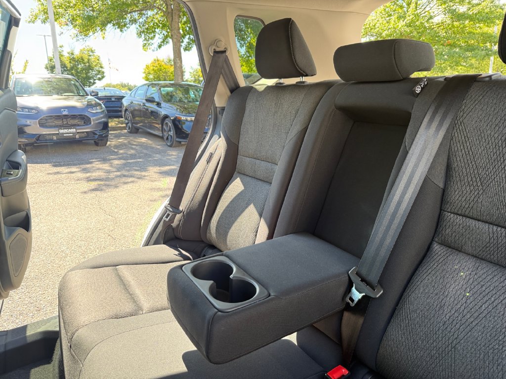 Used 2024 Nissan Rogue SV AWD/4WD image 27