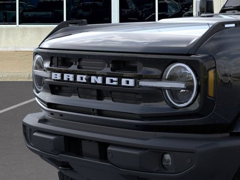 New 2026 Ford Bronco Outer Banks AWD/4WD image 19