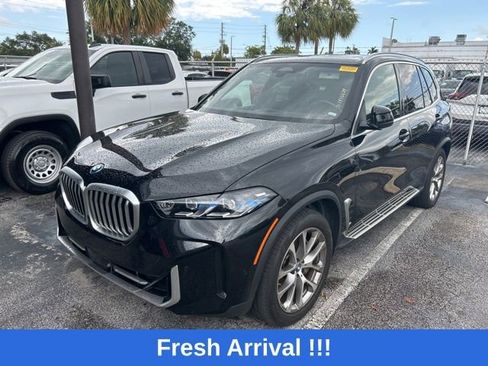 Used 2025 BMW X5 xDrive50e AWD/4WD image 1