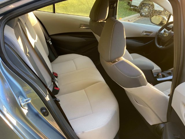 Used 2020 Toyota Corolla LE w/ LE Premium Package FWD image 32
