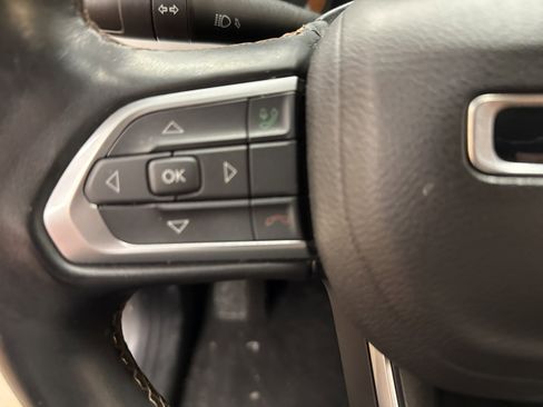 Used 2022 Jeep Compass Limited w/ Sun and Sound Group image 29