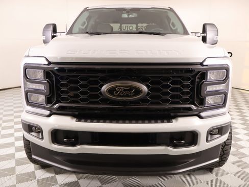 Used 2026 Ford F250 XLT w/ XLT Premium Package AWD/4WD image 10