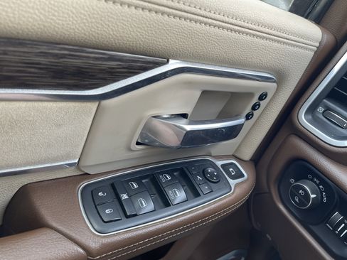 Used 2020 RAM 3500 Laramie AWD/4WD image 20