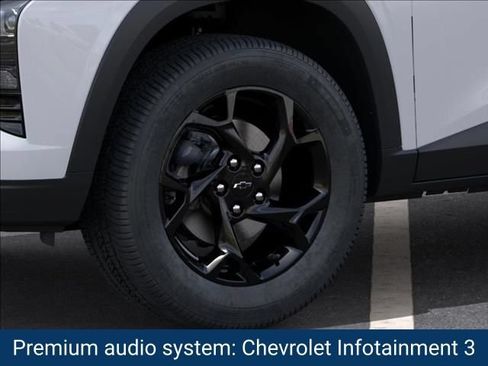 New 2026 Chevrolet Trax LT w/ Driver Confidence Package FWD image 10