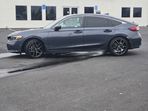 Used 2023 Honda Civic Sport Touring image 7