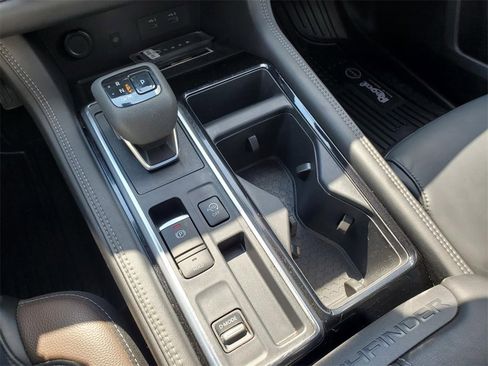 Certified 2024 Nissan Pathfinder Platinum w/ Cargo Package image 27