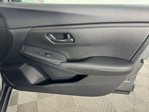 Used 2024 Nissan Sentra S image 28