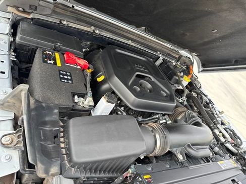 Used 2024 Jeep Wrangler Unlimited Sahara image 28