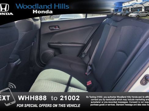 Used 2017 Toyota Prius Two w/ Carpet Mat Package FWD image 20