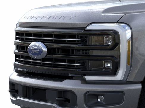 New 2025 Ford F350 Platinum w/ Tremor Off-Road Package AWD/4WD image 17