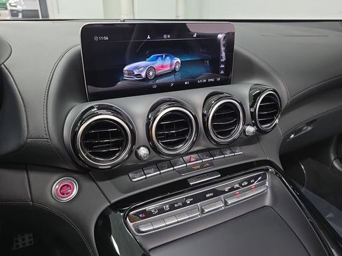 Used 2021 Mercedes-Benz AMG GT Roadster image 15