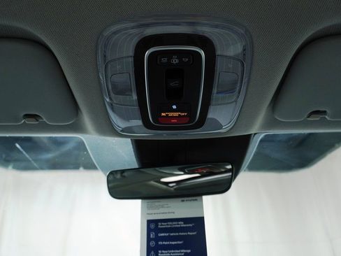 Used 2022 Hyundai Elantra Limited w/ Cargo Package image 19