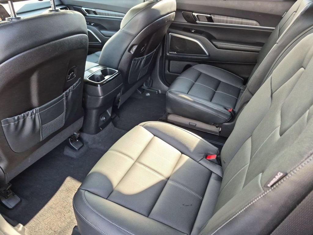 Used 2024 Kia Telluride SX AWD/4WD image 29