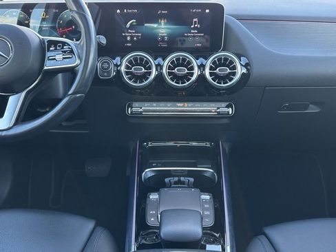 Certified 2021 Mercedes-Benz GLA 250 4MATIC image 14