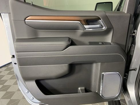 Used 2025 GMC Sierra 1500 Denali w/ Technology Package image 28