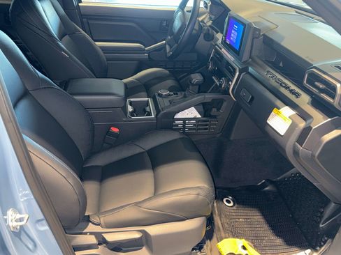 New 2026 Toyota Tacoma SR5 AWD/4WD image 16