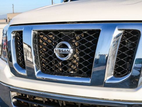 Used 2016 Nissan NV 3500 SV w/ SV Technology Package image 6