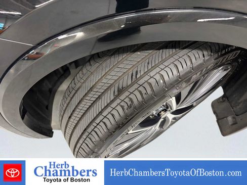 Used 2024 Toyota Prius Limited AWD/4WD image 11