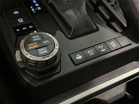 Certified 2025 Toyota Tacoma TRD Off-Road image 33