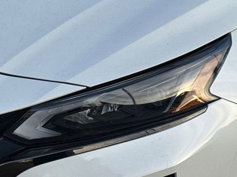 Used 2024 Nissan Altima 2.5 SR w/ SR Premium Package image 4