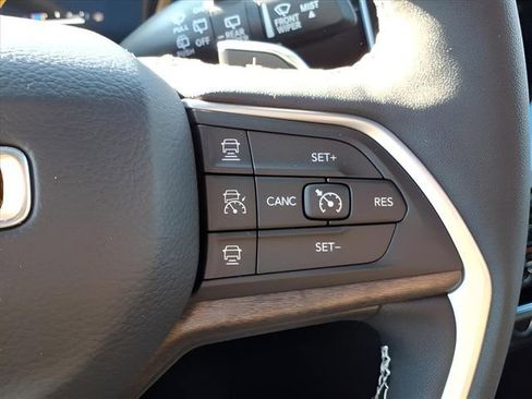 New 2025 Jeep Grand Cherokee Limited AWD/4WD image 21