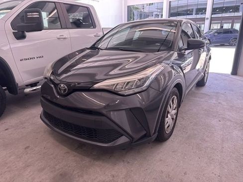 Used 2021 Toyota C-HR LE FWD image 2