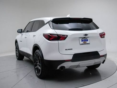 Used 2022 Chevrolet Blazer LT w/ LPO, Black Accent Package FWD image 4
