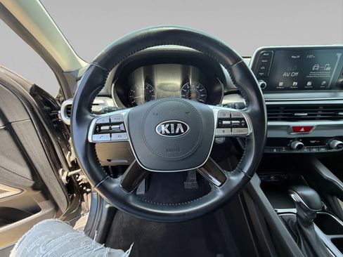 Used 2020 Kia Telluride LX AWD/4WD image 12