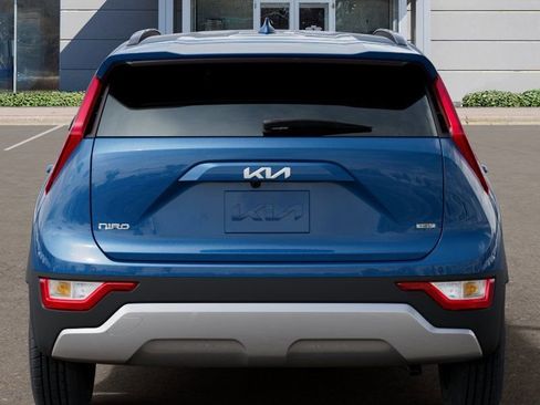 New 2026 Kia Niro EX FWD image 16