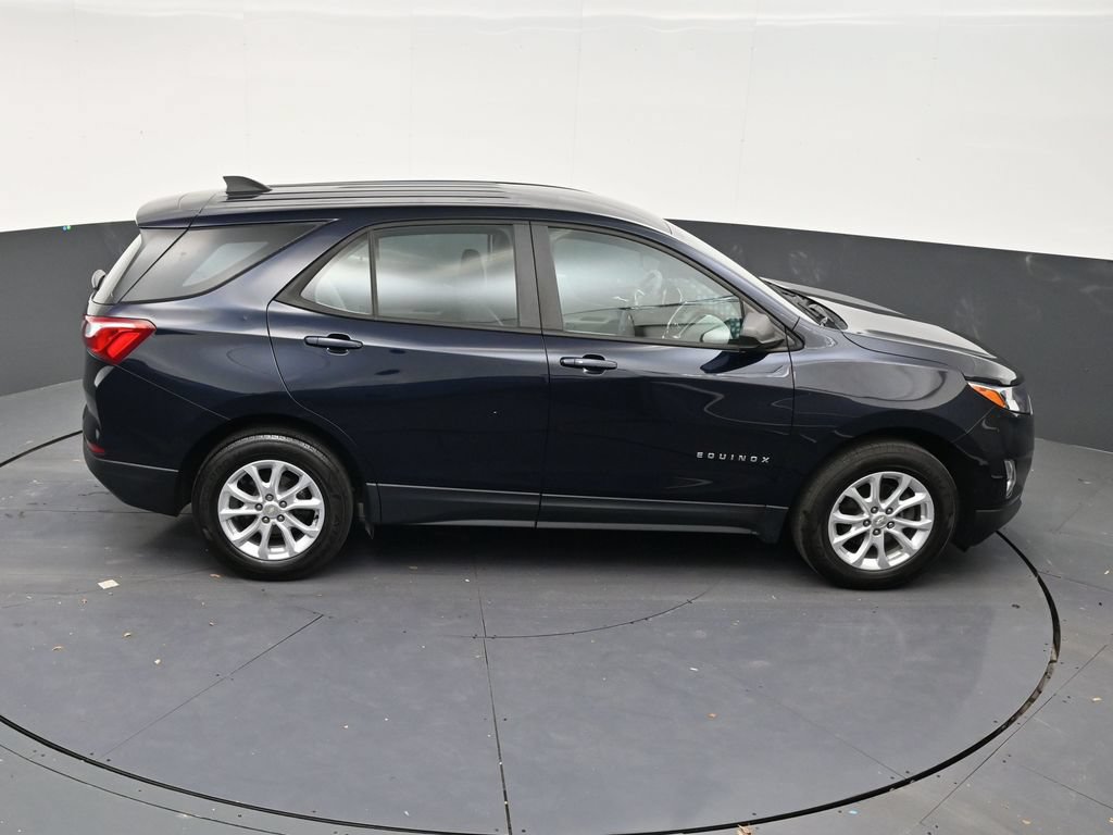 Used 2020 Chevrolet Equinox LS FWD image 17