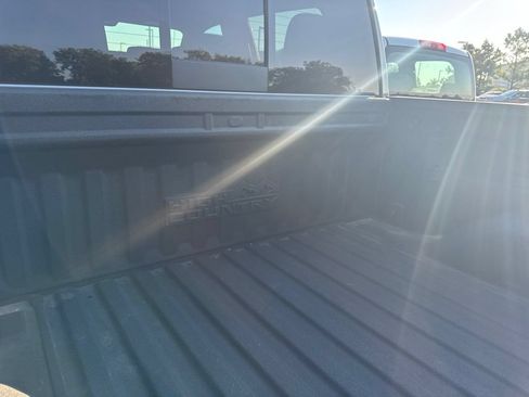 Used 2024 Chevrolet Silverado 1500 High Country w/ High Country Premium Package AWD/4WD image 8