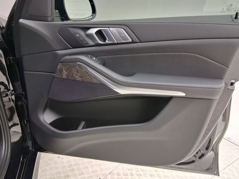 New 2026 BMW X7 xDrive40i w/ M Sport Package image 28