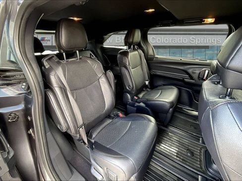 Used 2025 Toyota Sienna Limited AWD/4WD image 25