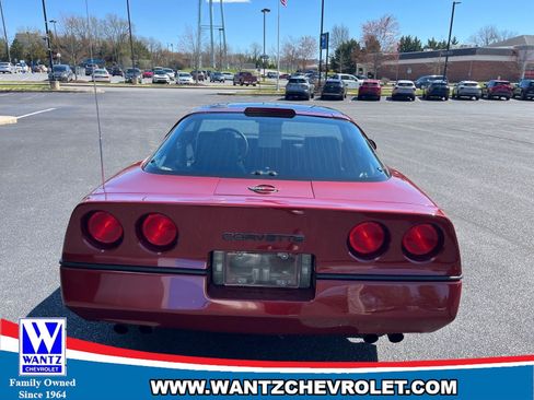 Used 1987 Chevrolet Corvette Coupe image 7