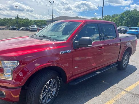 Used 2017 Ford F150 XLT w/ Equipment Group 302A Luxury AWD/4WD image 3