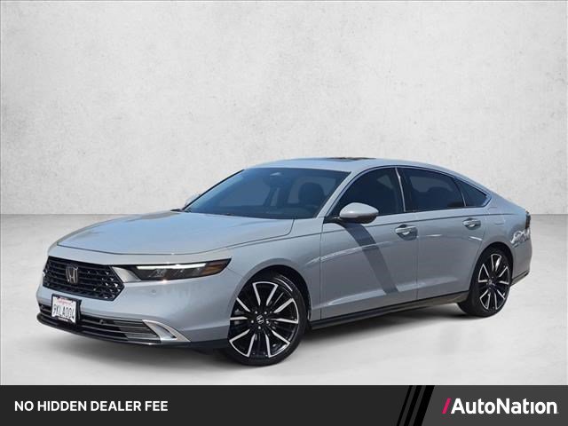 Used 2024 Honda Accord Touring image 1