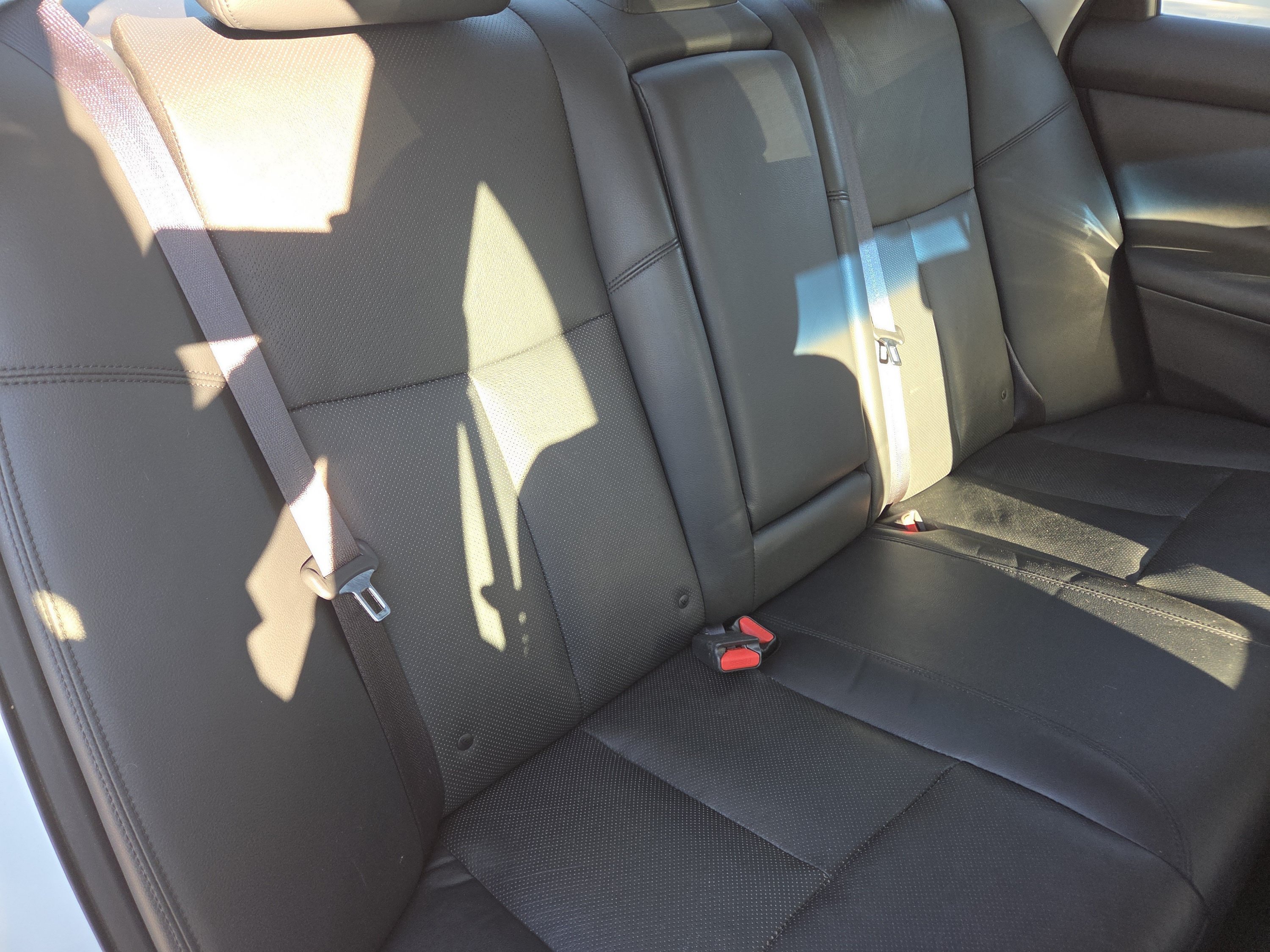 Used 2015 Nissan Altima 2.5 SL FWD image 5
