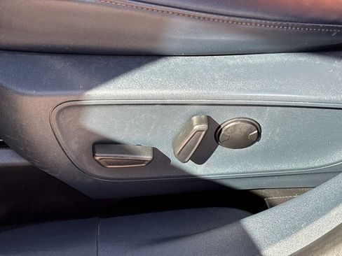 Used 2022 Ford Maverick Lariat w/ Lariat Luxury Package image 21