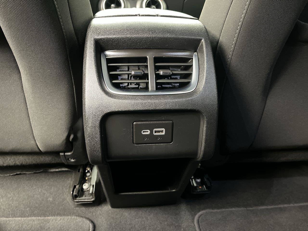 Used 2020 Chevrolet Blazer LT AWD/4WD image 11