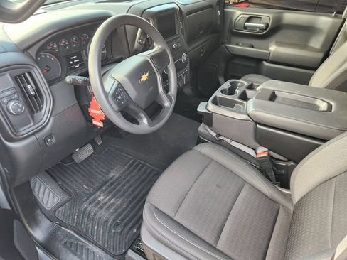 Used 2025 Chevrolet Silverado 1500 Custom RWD image 8