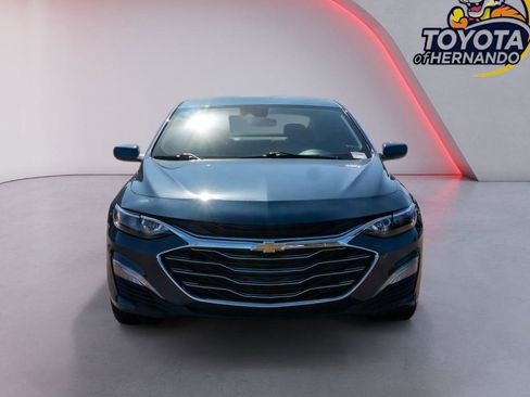 Used 2024 Chevrolet Malibu LT image 2