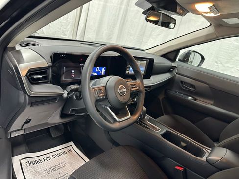 Used 2025 Nissan Kicks S AWD/4WD image 15
