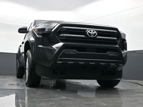 Used 2024 Toyota Tacoma SR5 image 38