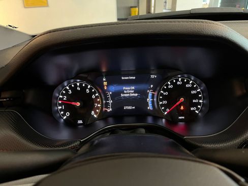 Used 2025 Jeep Compass Trailhawk AWD/4WD image 40