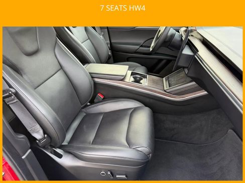 Used 2023 Tesla Model X image 17