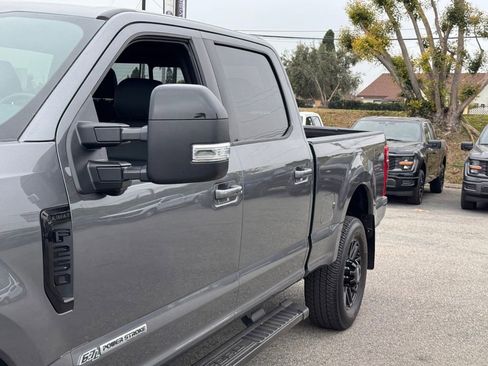 Certified 2022 Ford F250 Lariat w/ Black Appearance Package AWD/4WD image 9